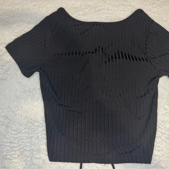 Black Ruched V-Neck Top - Picture 4 of 6